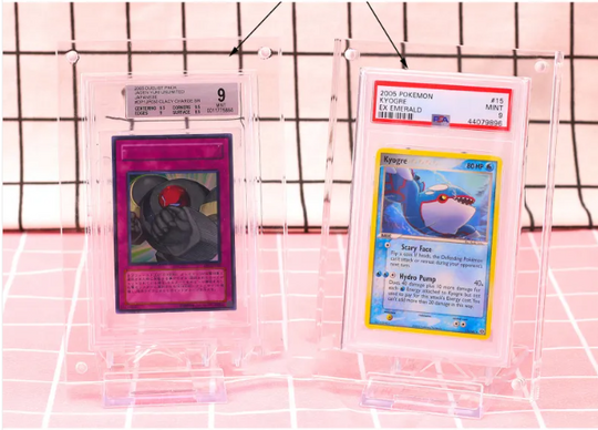 Acrylic Shield Card Case – Sturdy Collector's Protector